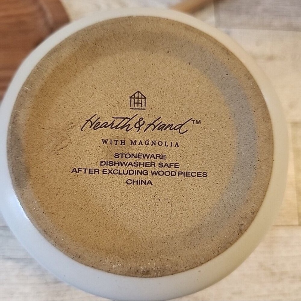 Hearth & Hand Cream Stoneware Honey Jar with Wood Lid - Picture 4 of 4